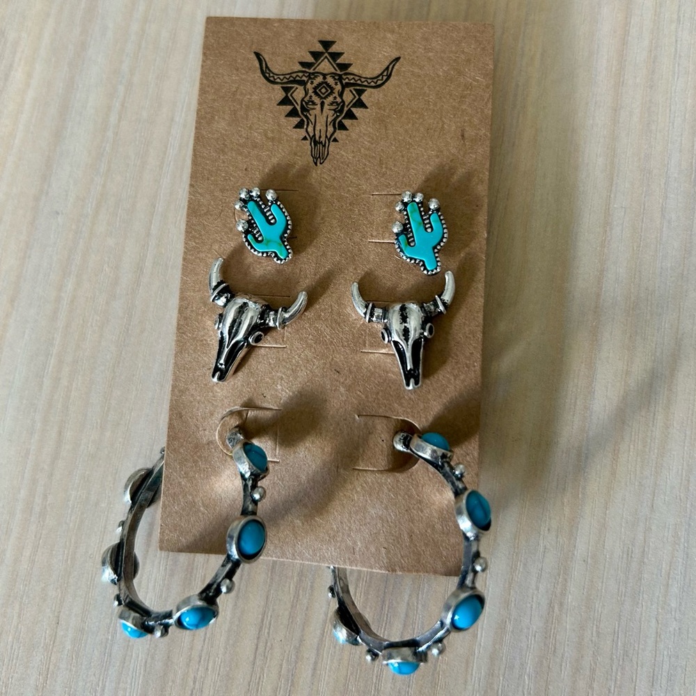 Turquoise and Silver Western Earrings Set